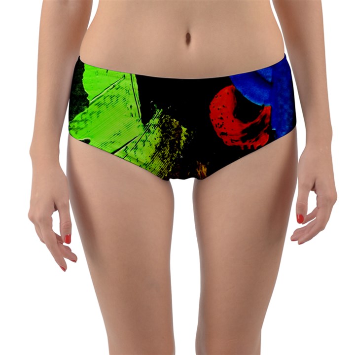 I Wonder 1 Reversible Mid-Waist Bikini Bottoms