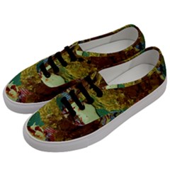 Doves Matchmaking 2 Men s Classic Low Top Sneakers by bestdesignintheworld