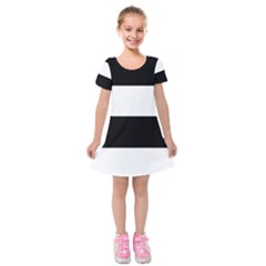 Black And White Striped Pattern Stripes Horizontal Kids  Short Sleeve Velvet Dress