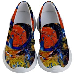 Lunar Eclipse 6 Kid s Lightweight Slip Ons