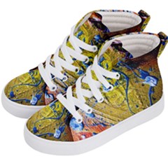 Lunar Eclipse 5 Kid s Hi-top Skate Sneakers by bestdesignintheworld