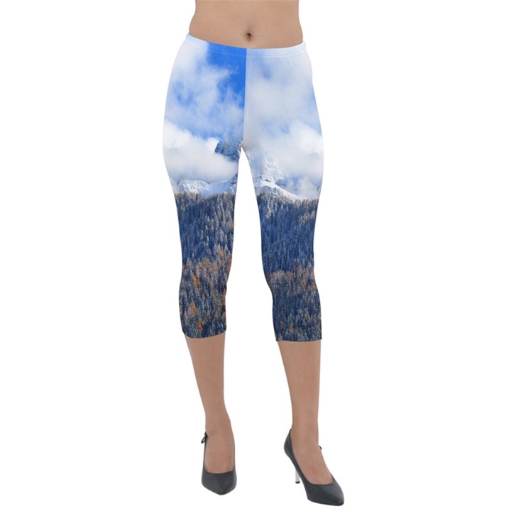 Mountains Alpine Nature Dolomites Lightweight Velour Capri Leggings 