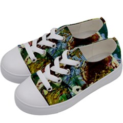 Doves Matchmaking 1 Kids  Low Top Canvas Sneakers by bestdesignintheworld