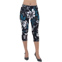 Floral Pattern Lightweight Velour Capri Leggings 