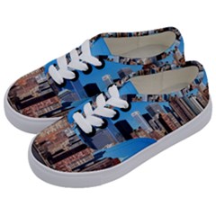 Skyscraper Architecture City Kids  Classic Low Top Sneakers by Simbadda