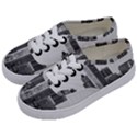 Architecture City Skyscraper Kids  Classic Low Top Sneakers View2