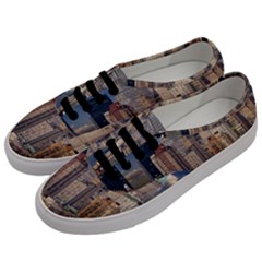 New York Skyline Manhattan Hudson Men s Classic Low Top Sneakers by Simbadda