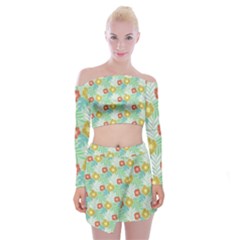 Vintage Floral Summer Pattern Off Shoulder Top With Mini Skirt Set