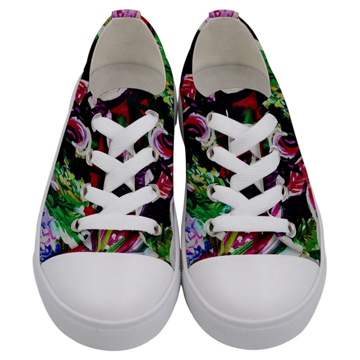 Lilac And Lillies 3 Kids  Low Top Canvas Sneakers