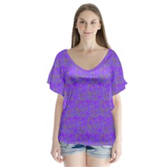 Purple Floral V-neck Flutter Sleeve Top by 1dsignmovesu