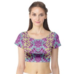 Climbing And Loving Beautiful Flowers Of Fantasy Floral Short Sleeve Crop Top