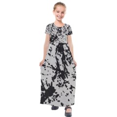 Fabric Texture Painted White Soft Kids  Short Sleeve Maxi Dress by Sapixe