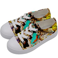 Fragrance Of Kenia 3 Kids  Low Top Canvas Sneakers by bestdesignintheworld