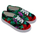 Bleeding Heart Flowers Kids  Classic Low Top Sneakers View3