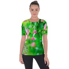 Green Birch Leaves, Pink Flowers Short Sleeve Top