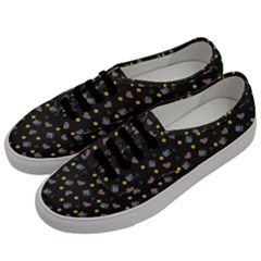 Dark Grey Milk Hearts Men s Classic Low Top Sneakers