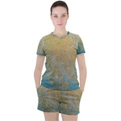 Abstract 1850416 960 720 Women s Tee And Shorts Set