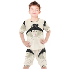 Vintage 2517502 1920 Kid s Set