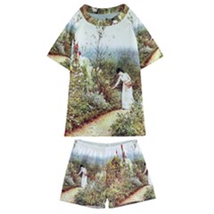 Lady And Scenery Kids  Swim Tee And Shorts Set