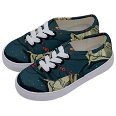 Girl And Flowers Kids  Classic Low Top Sneakers