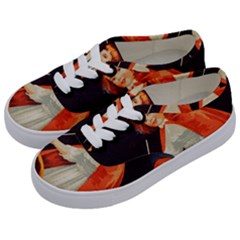 Haloweencard2 Kids  Classic Low Top Sneakers