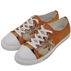 Halloween 1461955 1920 Women s Low Top Canvas Sneakers