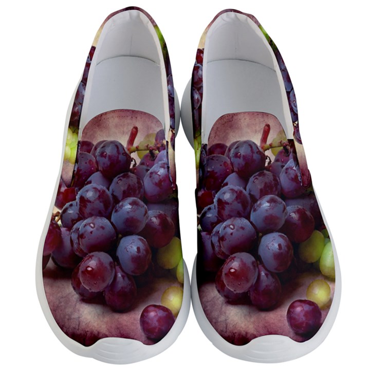 Red And Green Grapes Men s Lightweight Slip Ons