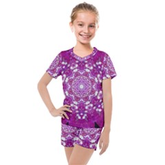 Wonderful Star Flower Painted On Canvas Kids  Mesh Tee And Shorts Set