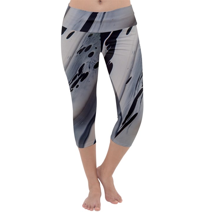 ORION S BELT Capri Yoga Leggings