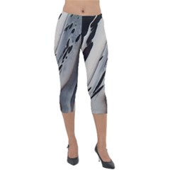 Orion s Belt Lightweight Velour Capri Leggings 