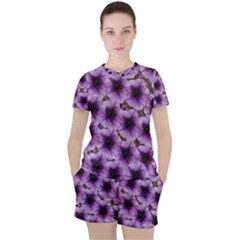 The Sky Is Not The Limit For Beautiful Big Flowers Women s Tee And Shorts Set