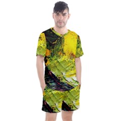 Yellow Chik 5 Men s Mesh Tee And Shorts Set