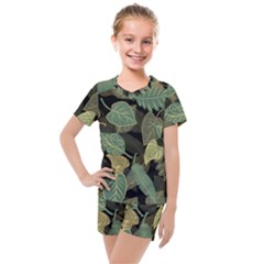 Autumn Fallen Leaves Dried Leaves Kids  Mesh Tee And Shorts Set