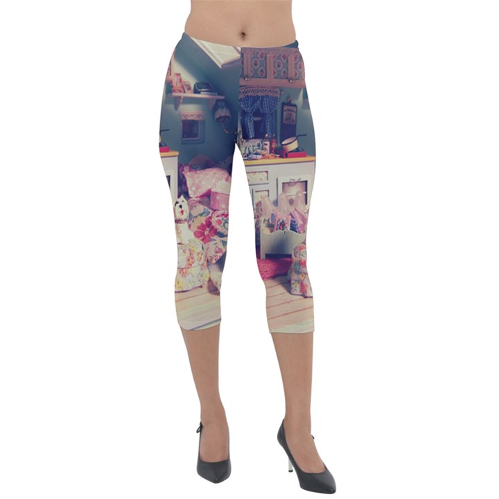 Caravan Lightweight Velour Capri Leggings 