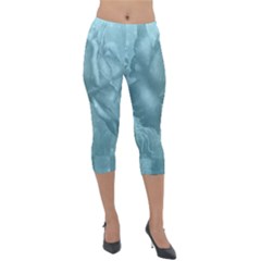 Wonderful Blue Soft Roses Lightweight Velour Capri Leggings 