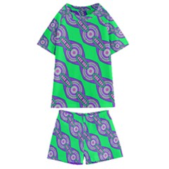 Purple Chains On A Green Background                                             Kids  Swim Tee And Shorts Set