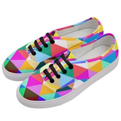 Triangles Pattern                                              Women s Classic Low Top Sneakers