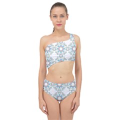 Embroidery Paisley Spliced Up Two Piece Swimsuit