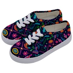 Pattern Nature Design Patterns Kids  Classic Low Top Sneakers by Sapixe