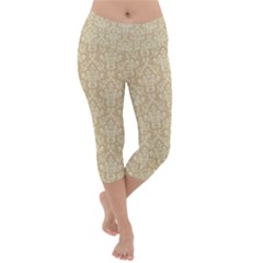 Damask 937607 960 720 Lightweight Velour Capri Yoga Leggings