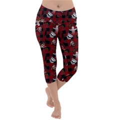 Gothic Woman Rose Bats Pattern Lightweight Velour Capri Yoga Leggings