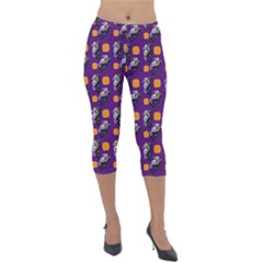 Halloween Skeleton Pumpkin Pattern Purple Lightweight Velour Capri Leggings 