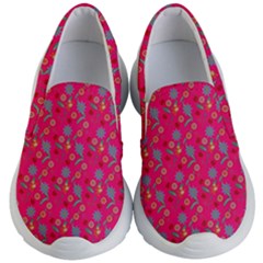 Vintage Floral Pink Kid s Lightweight Slip Ons