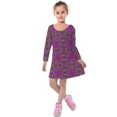 Modern Asian Ornate Pattern Kids  Long Sleeve Velvet Dress