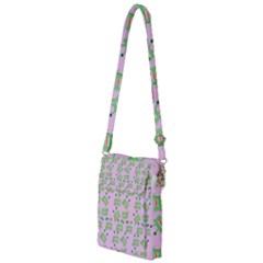 Green Alien Monster Pattern Pink Multi Function Travel Bag