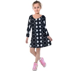 Black And White Pattern Kids  Long Sleeve Velvet Dress by Simbadda