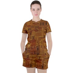 Roof Building Canvas Roofscape Women s Tee And Shorts Set