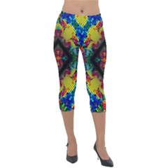 Kaleidoscope Art Pattern Ornament Lightweight Velour Capri Leggings 