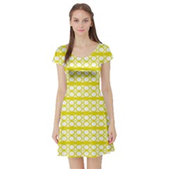 Circles Lines Yellow Modern Pattern Short Sleeve Skater Dress by BrightVibesDesign