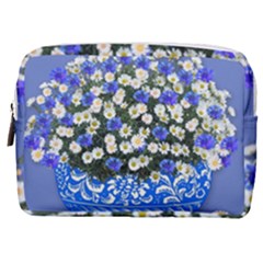 Marguerite Cornflower Vase Blossom Make Up Pouch (medium)